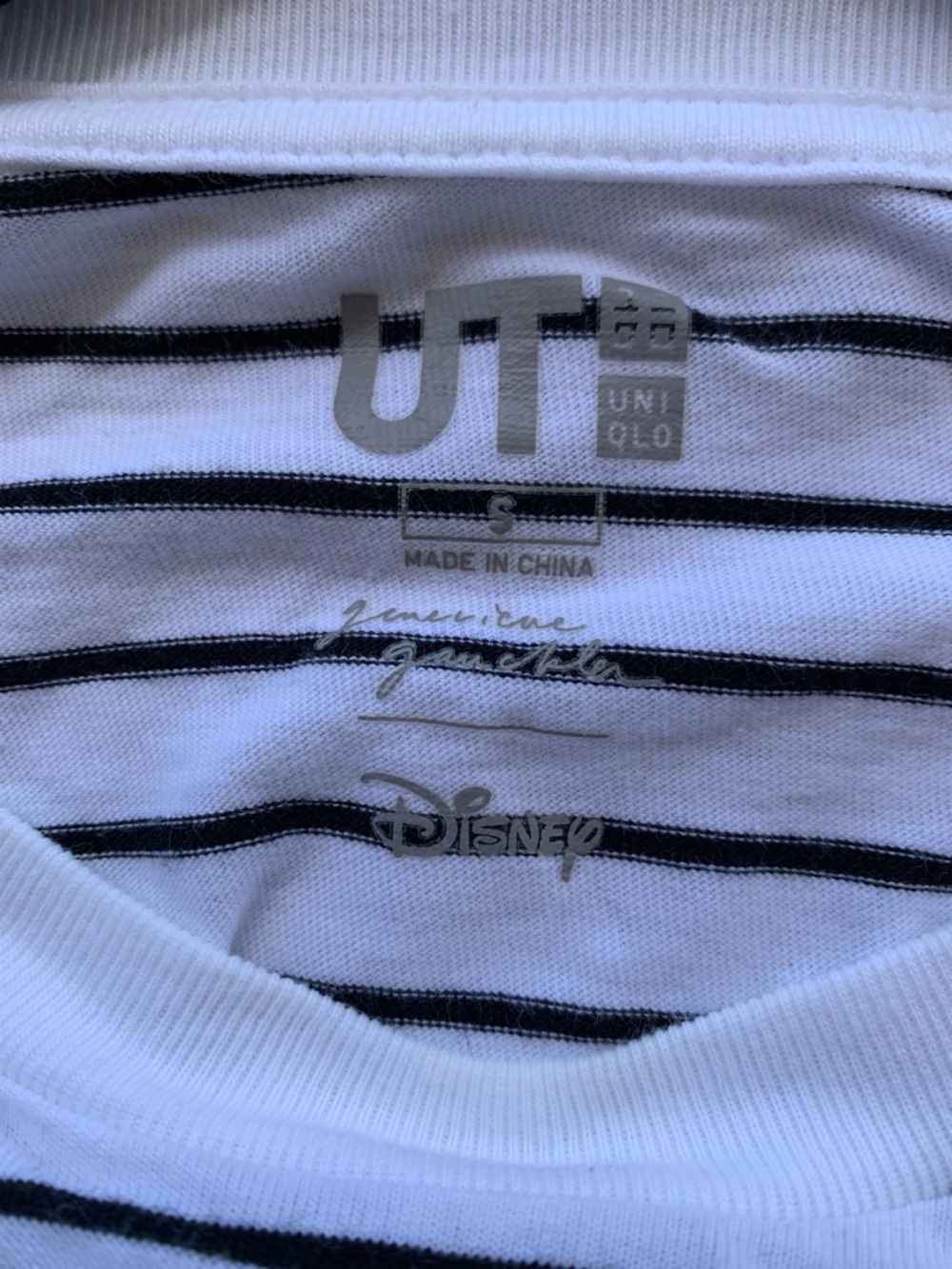 Uniqlo White & Black Striped Pocket Tee with Mickey & Minnie Embroidery - Picture 6 of 11